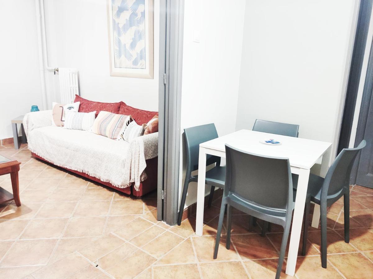 Under The Rock Of Acropolis By Yha Apartment Athens